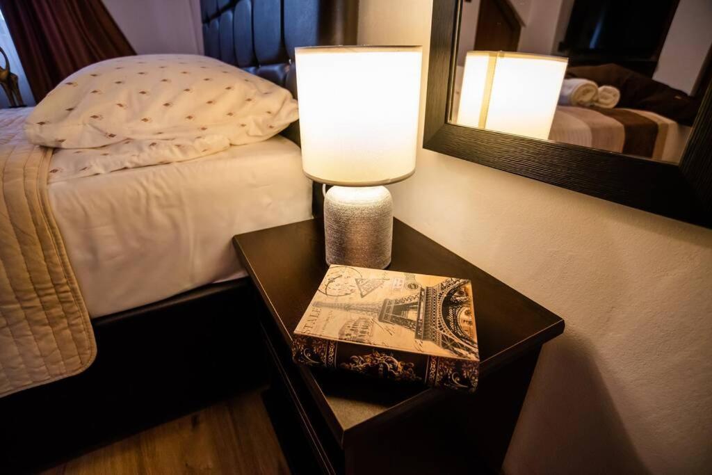 Cozy House With Nice Garden In Heart Of City Center Villa คลูจ-นาโปกา ภายนอก รูปภาพ